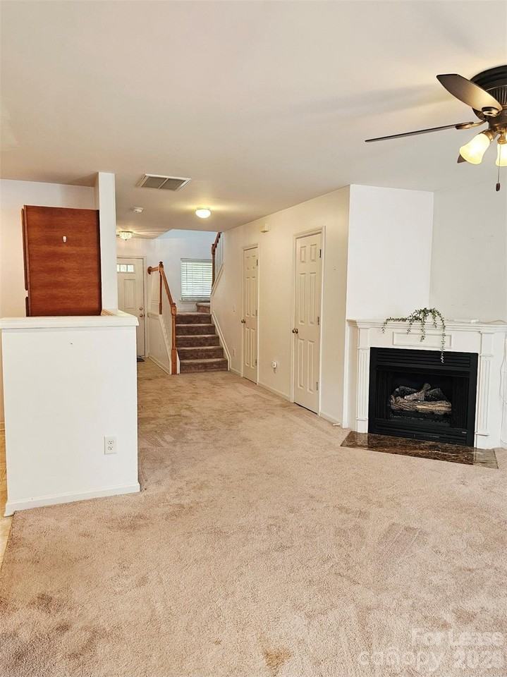 10609 Fuller Ridge Cir - Photo 7 of 29