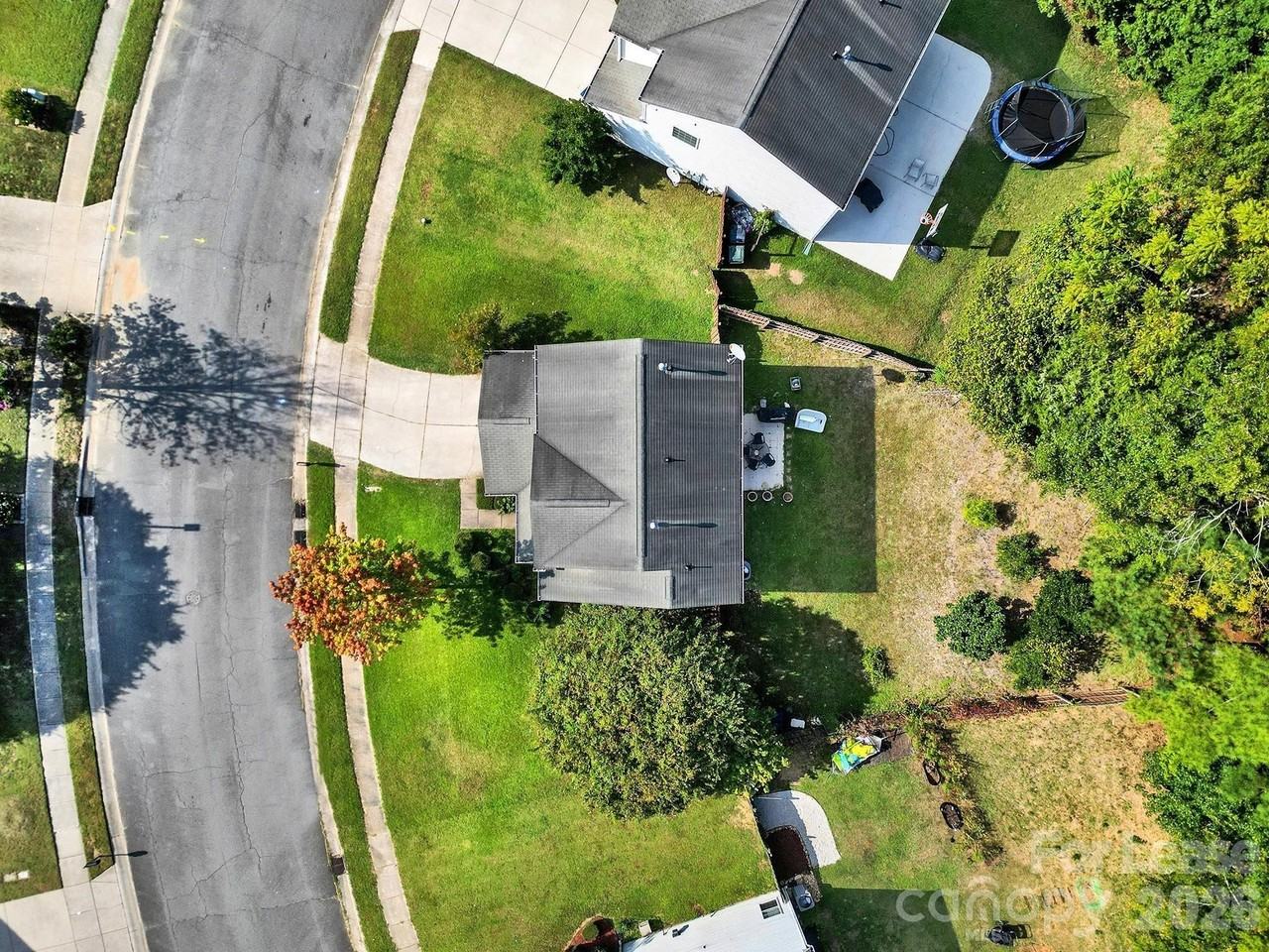 10541 Haddington Dr Nw - Photo 3 of 31