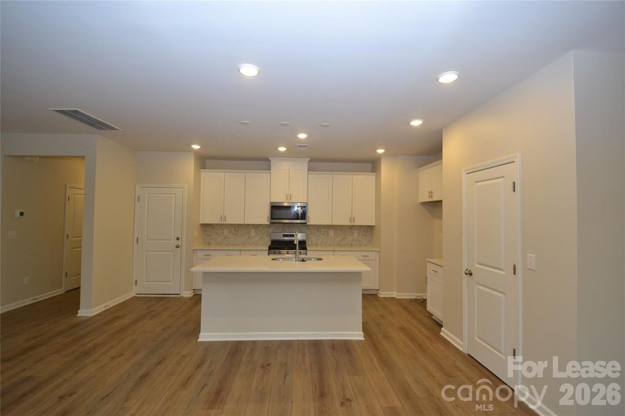 182 Guardian Gate Dr - Photo 6 of 25