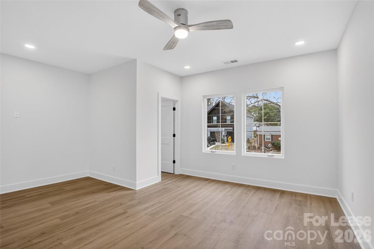 1315 Condon St - Photo 7 of 12