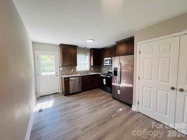 519 N 1st Ave - Photo 5 of 10