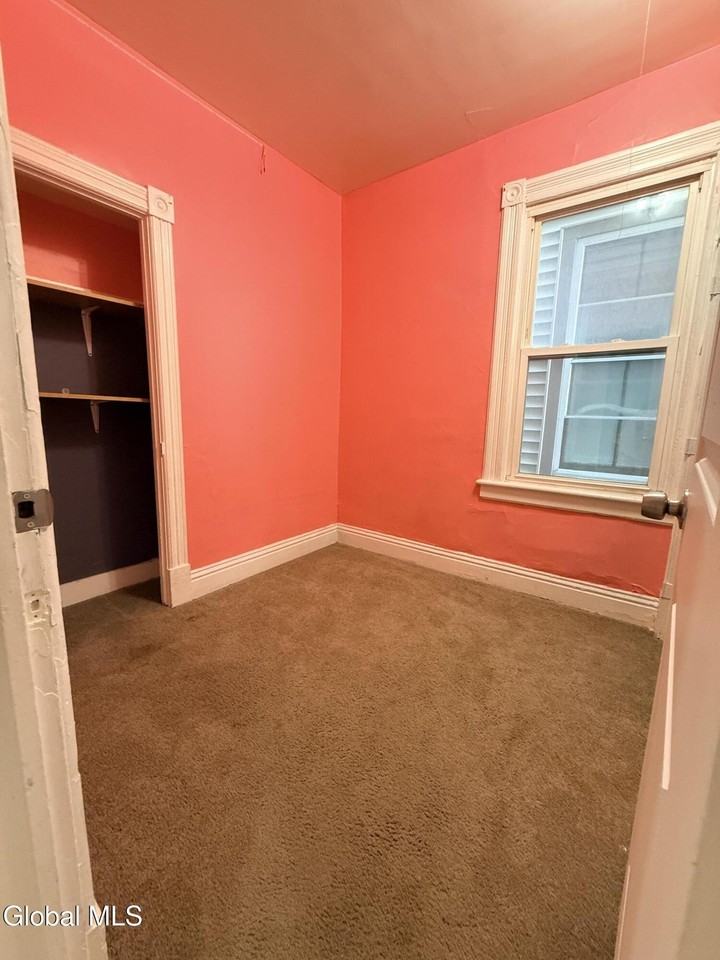 412 2nd St #1 - Photo 5 of 22