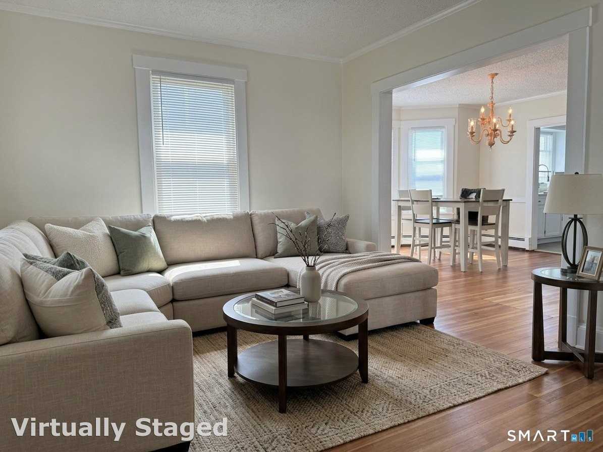22 Edward St - Photo 3 of 12