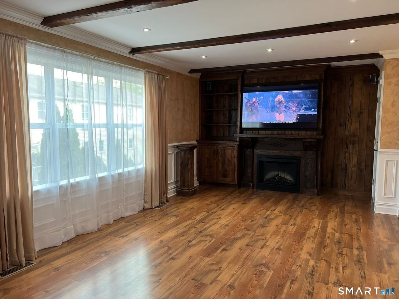 15 Ferris Ave #C - Photo 2 of 13