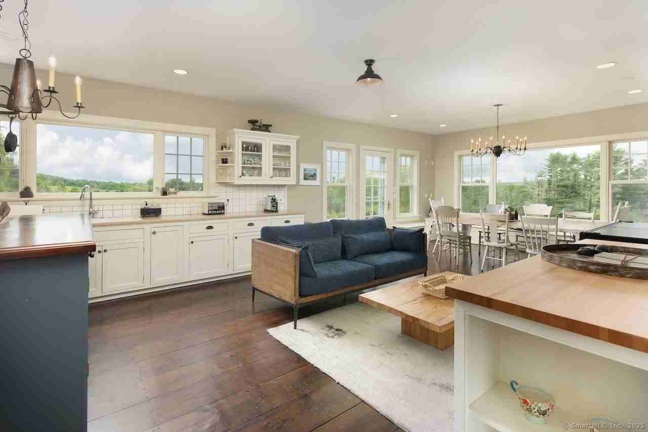 17 Grandview Ln - Photo 7 of 29