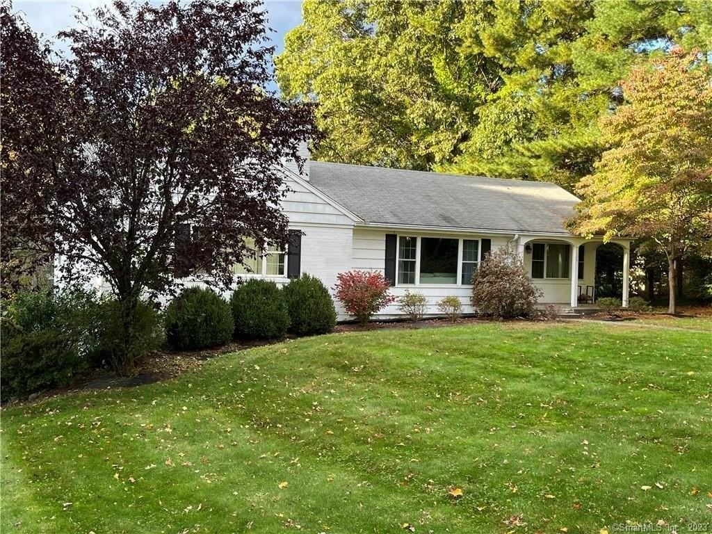 129 Buttonball Rd - Photo 2 of 21