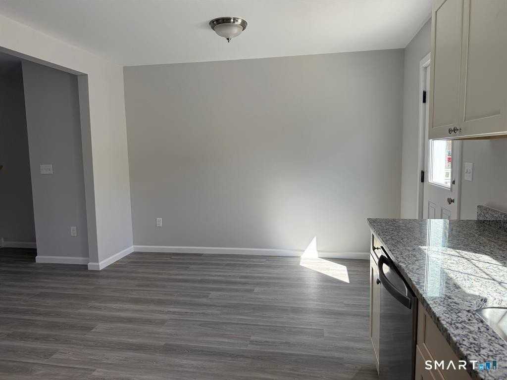 550 High St #2 - Photo 4 of 19