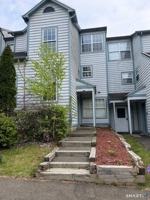featured image of 1425 Quinnipiac Ave #112