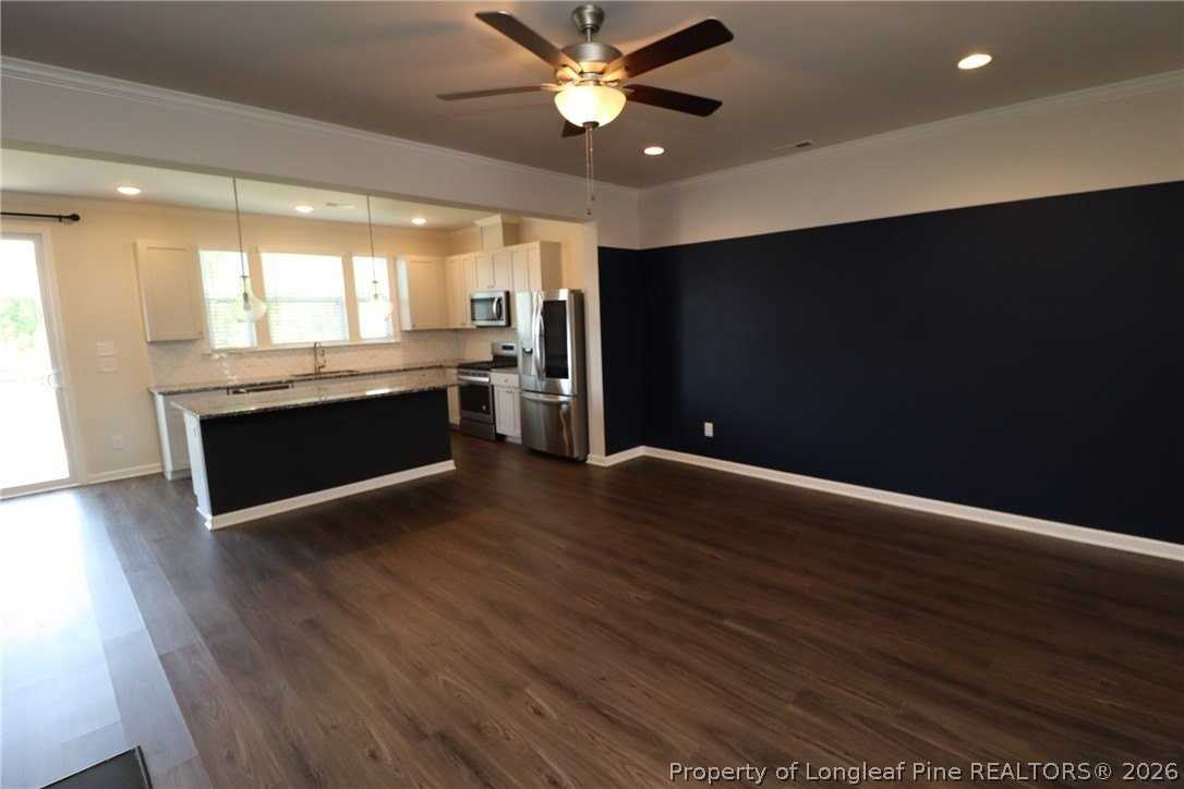 755 Amarra Dr - Photo 5 of 40
