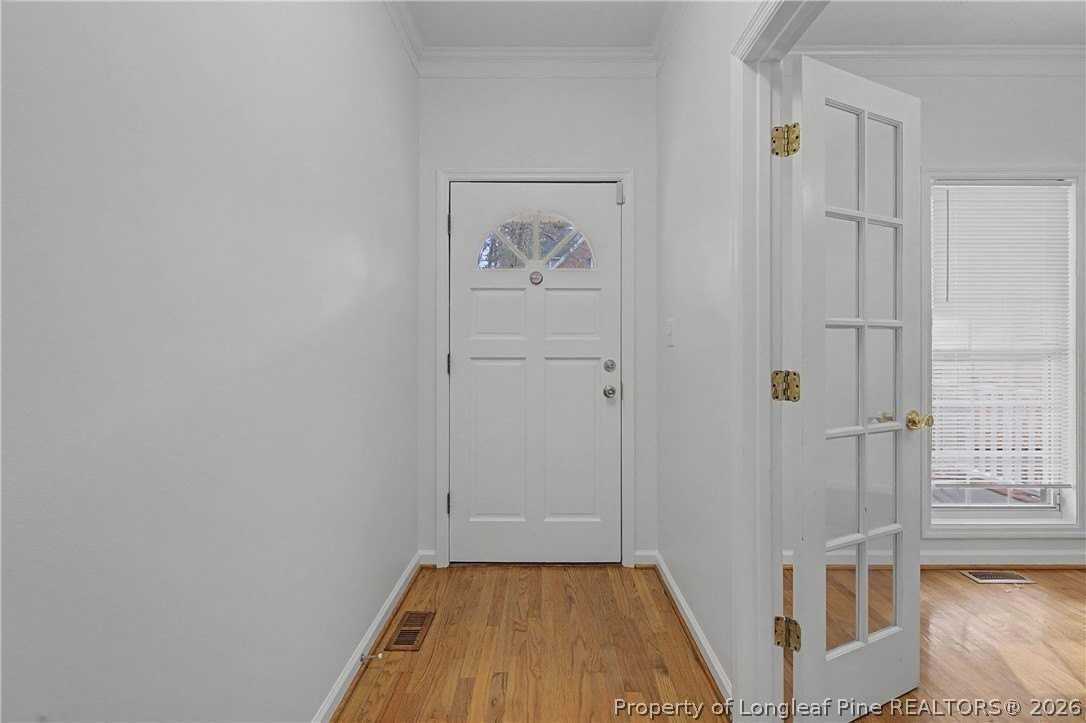 42 Lotus Ln - Photo 6 of 34