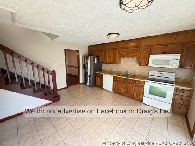 3517 Gowan Ln - Photo 5 of 14