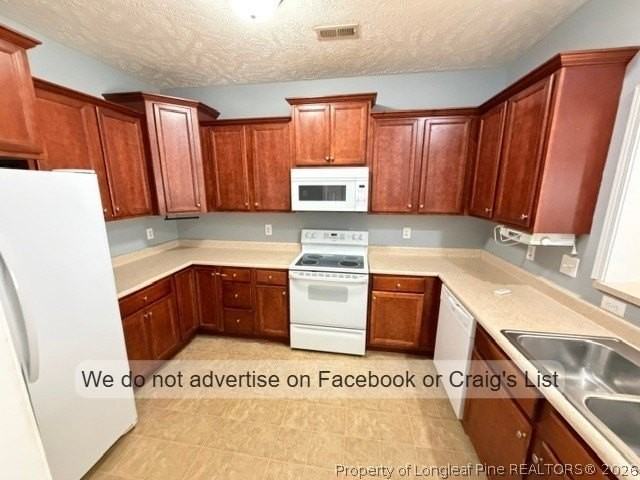 3058 Candlelight Dr - Photo 5 of 15