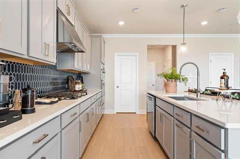 4006 Alderstone Dr - Photo 7 of 50
