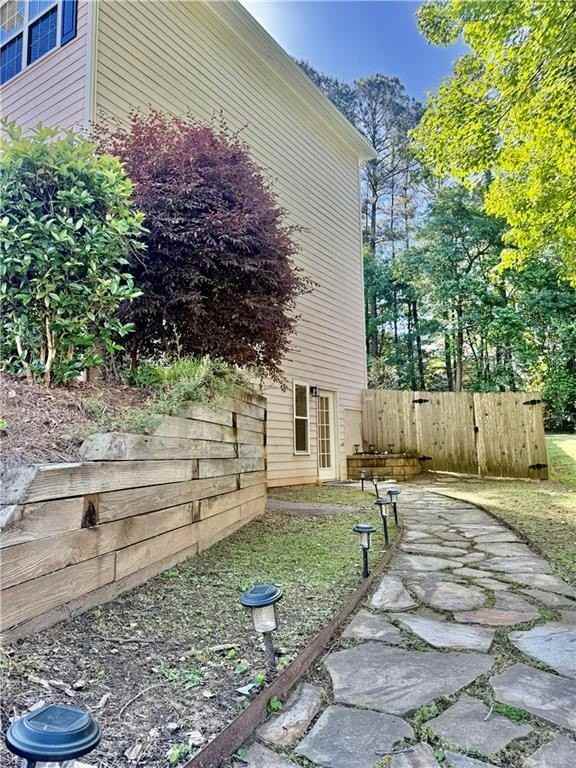 2055 Township Dr - Photo 2 of 11