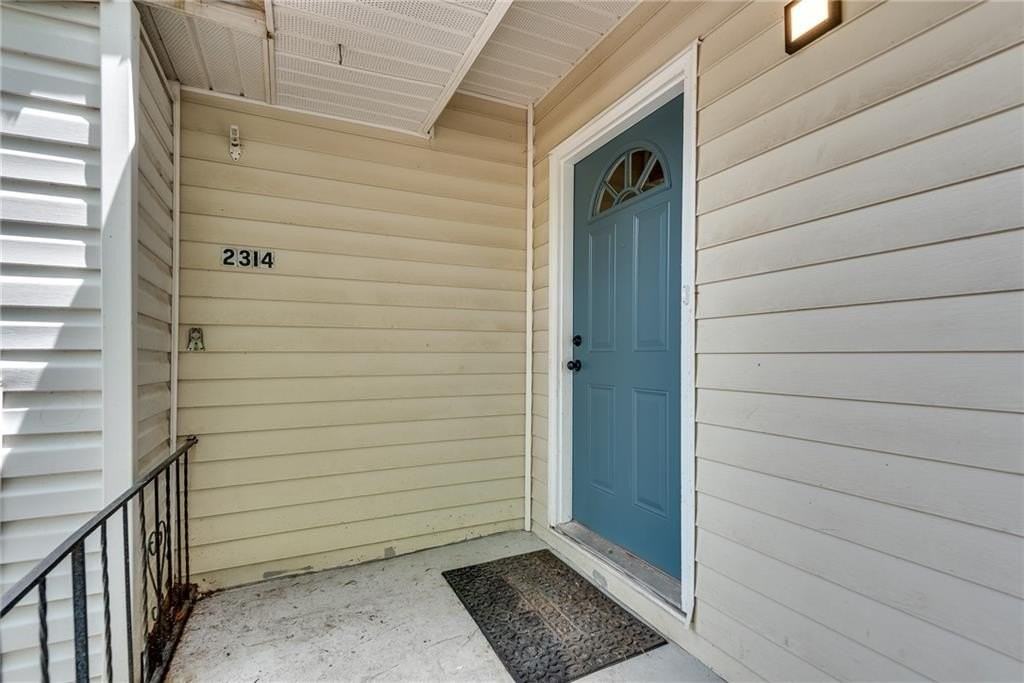 2314 Woodside Way - Photo 5 of 31