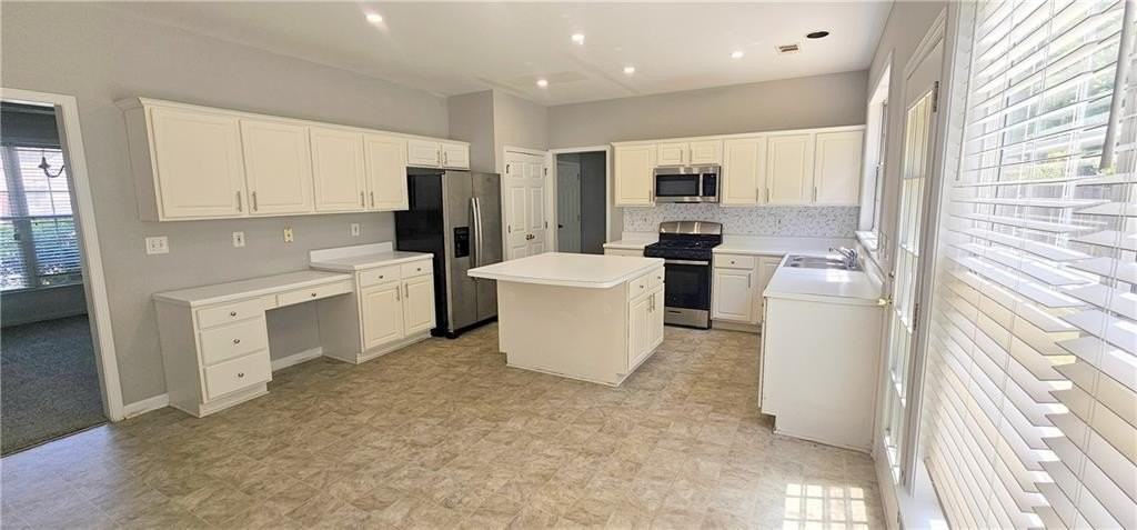 350 Gaines Oak Way - Photo 7 of 50