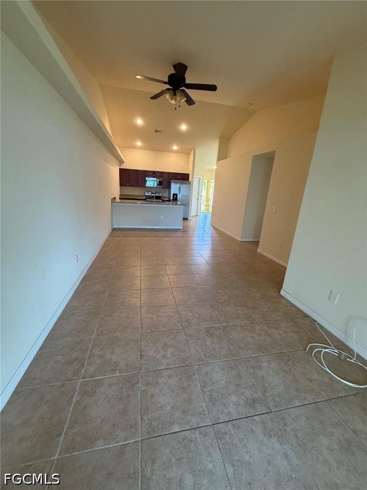 1630 Sw 33rd Ter - Photo 3 of 21