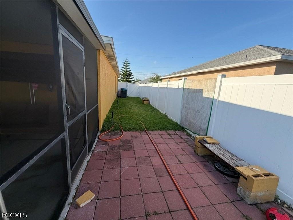 1630 Sw 33rd Ter - Photo 6 of 21