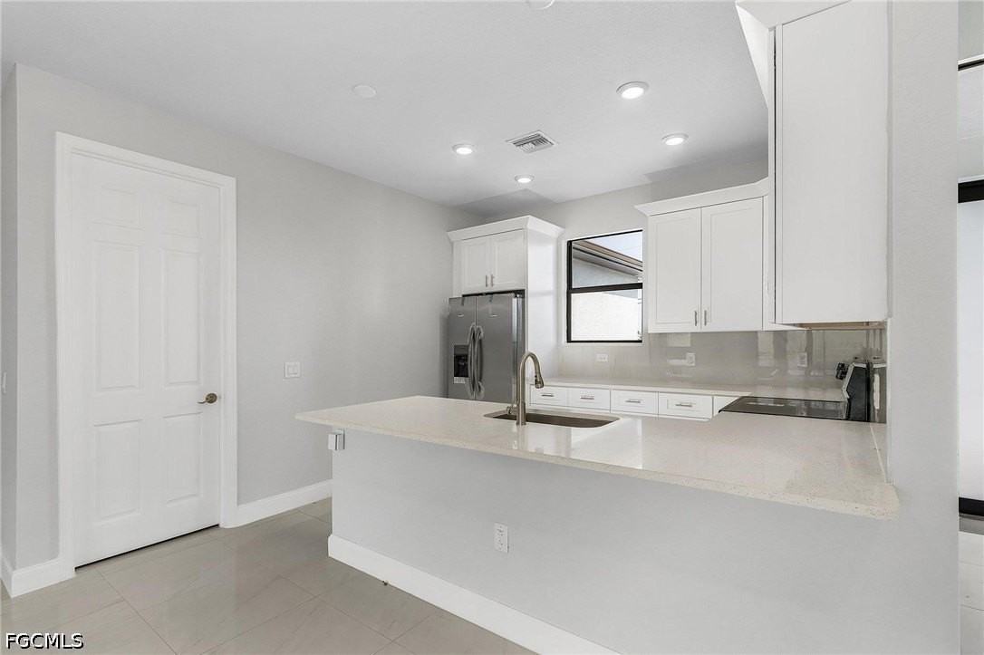 2045 Nw 3rd St - Photo 6 of 22
