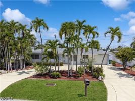 featured image of 1453 Venetian Ct