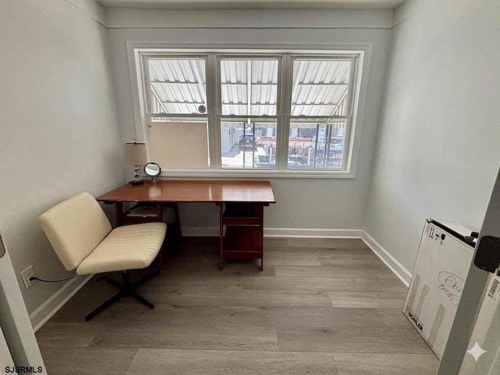 119 N Newport Ave - Photo 5 of 20