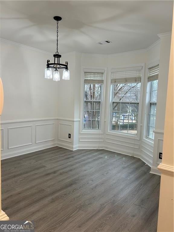 9051 Bayrose Cir - Photo 3 of 17