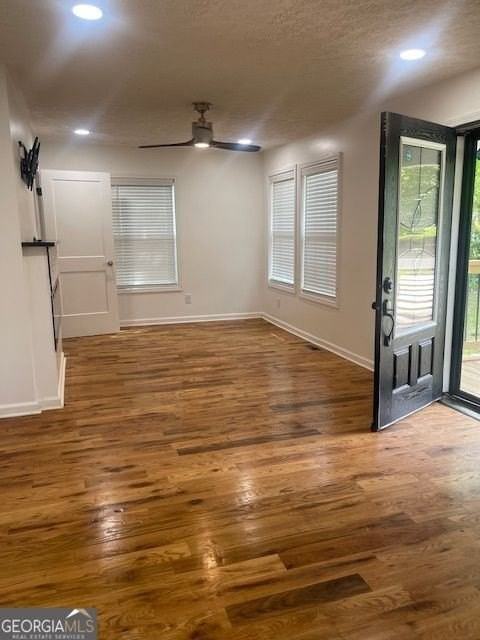 401 E 17th St Sw - Photo 3 of 24