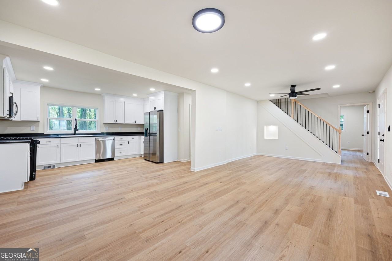4289 Kimball Rd Sw - Photo 4 of 8