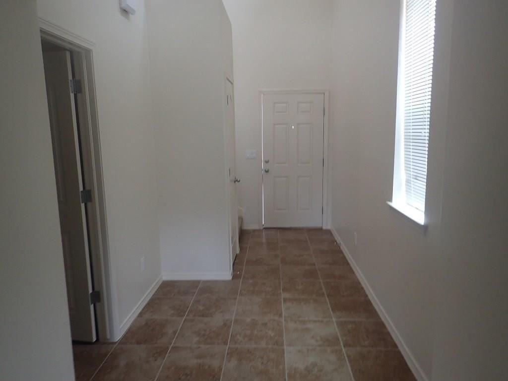5032 Copper Ranch Ave - Photo 2 of 24