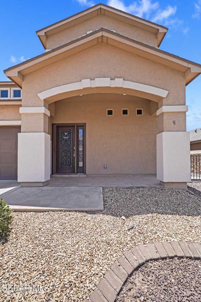 212 S Manzanita Dr - Photo 5 of 40