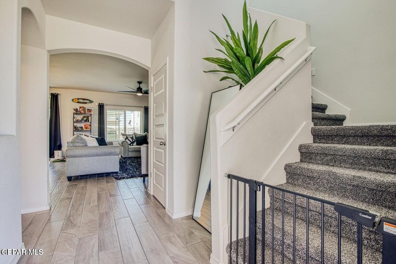 12257 Desert Dove Ave - Photo 4 of 26