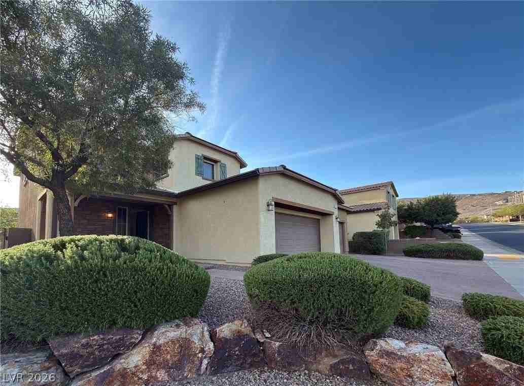 208 Rocky Basin St - Photo 2 of 37