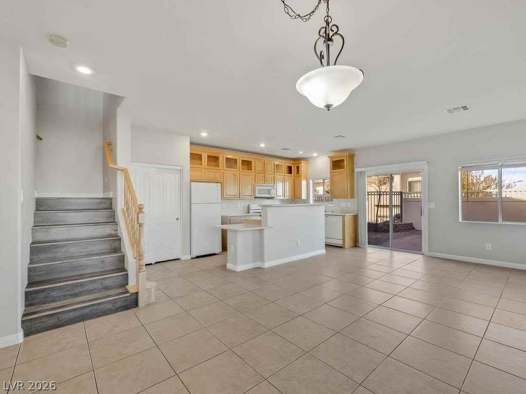 1087 Luna Eclipse Ln #3 - Photo 7 of 31