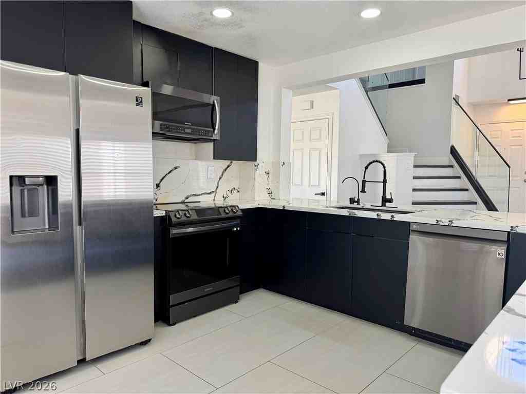 9713 Horizon Hills Dr - Photo 6 of 18