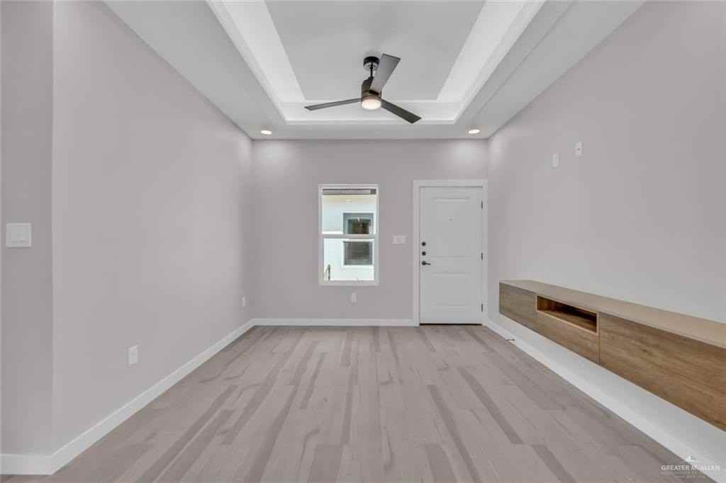 11509 N 25th St #C - Photo 4 of 20