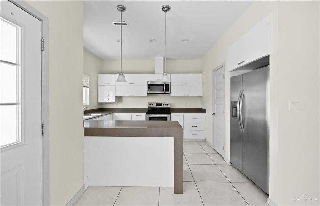 2308 Harmony Ln #B - Photo 6 of 15