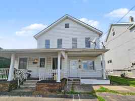 featured image of 949 Carmalt St