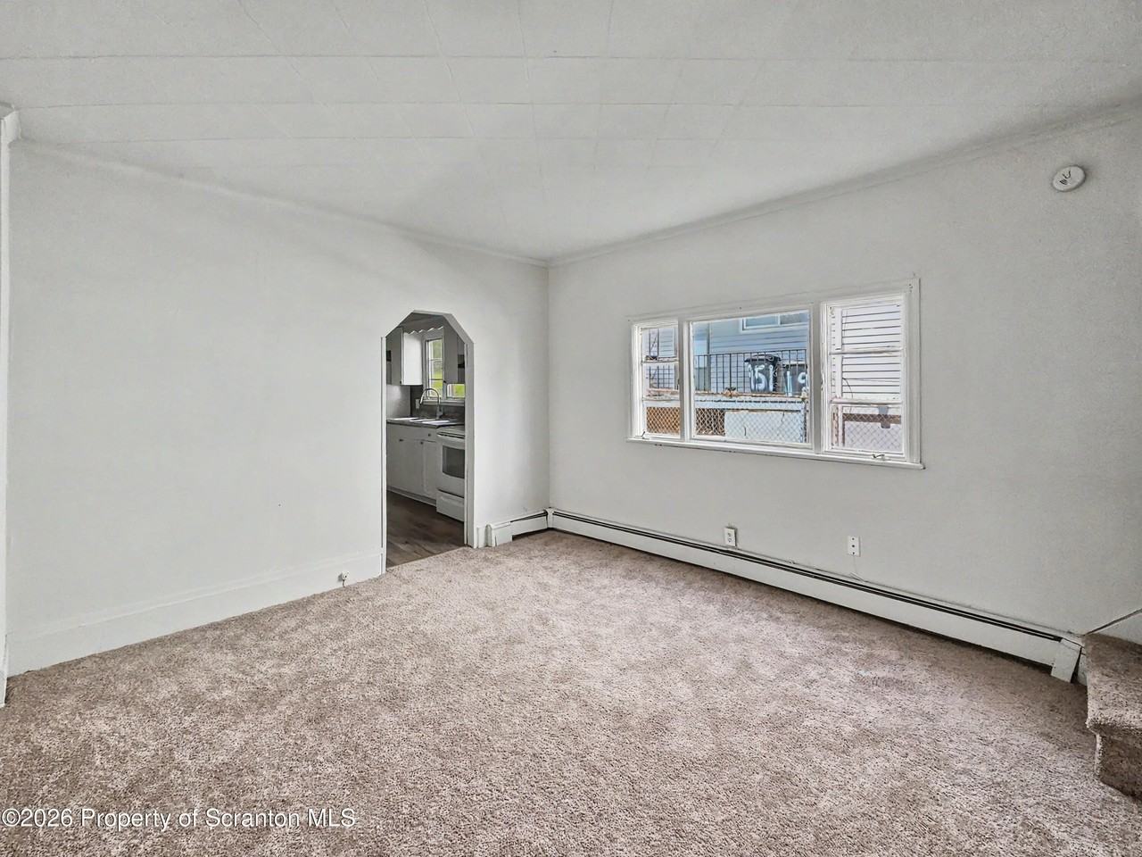 949 Carmalt St - Photo 7 of 12