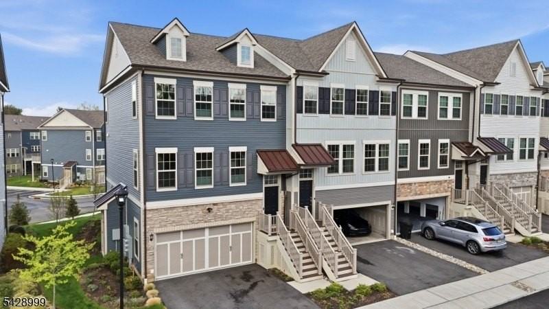 19 Dahlia Dr - Photo 5 of 50