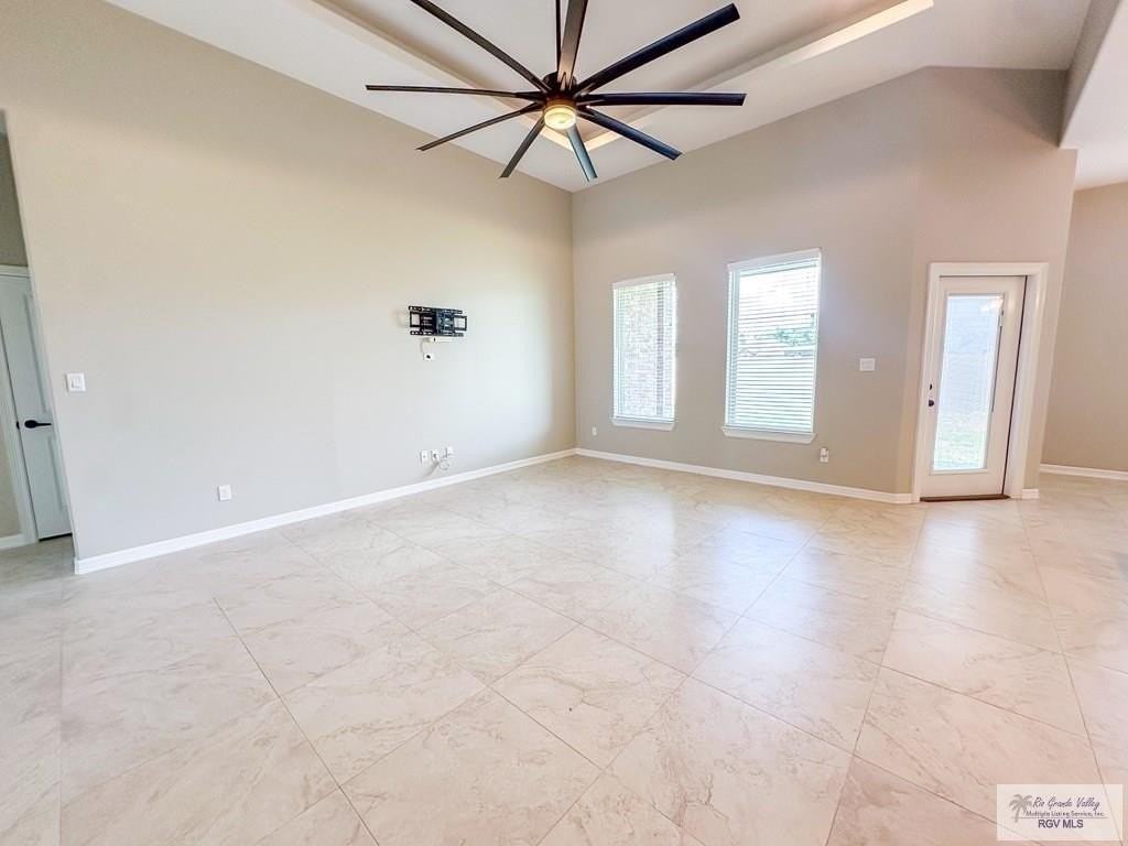 814 Knotty Pine Ln - Photo 4 of 24