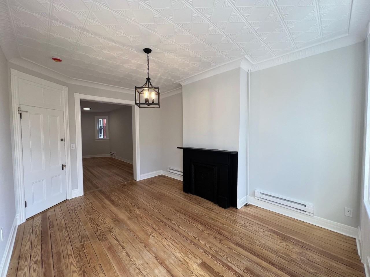 492 Monmouth St #2R - Photo 4 of 20