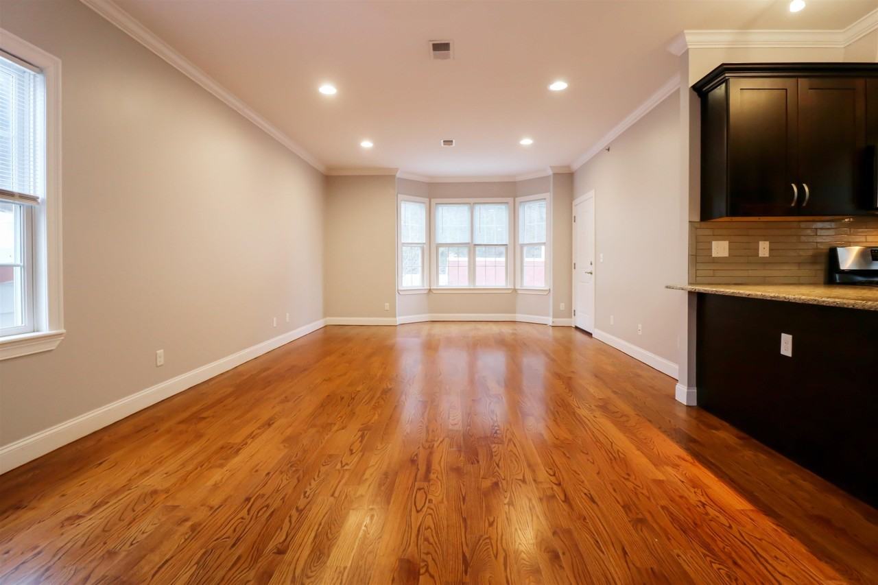 22 W 19th St #2 - Photo 6 of 27