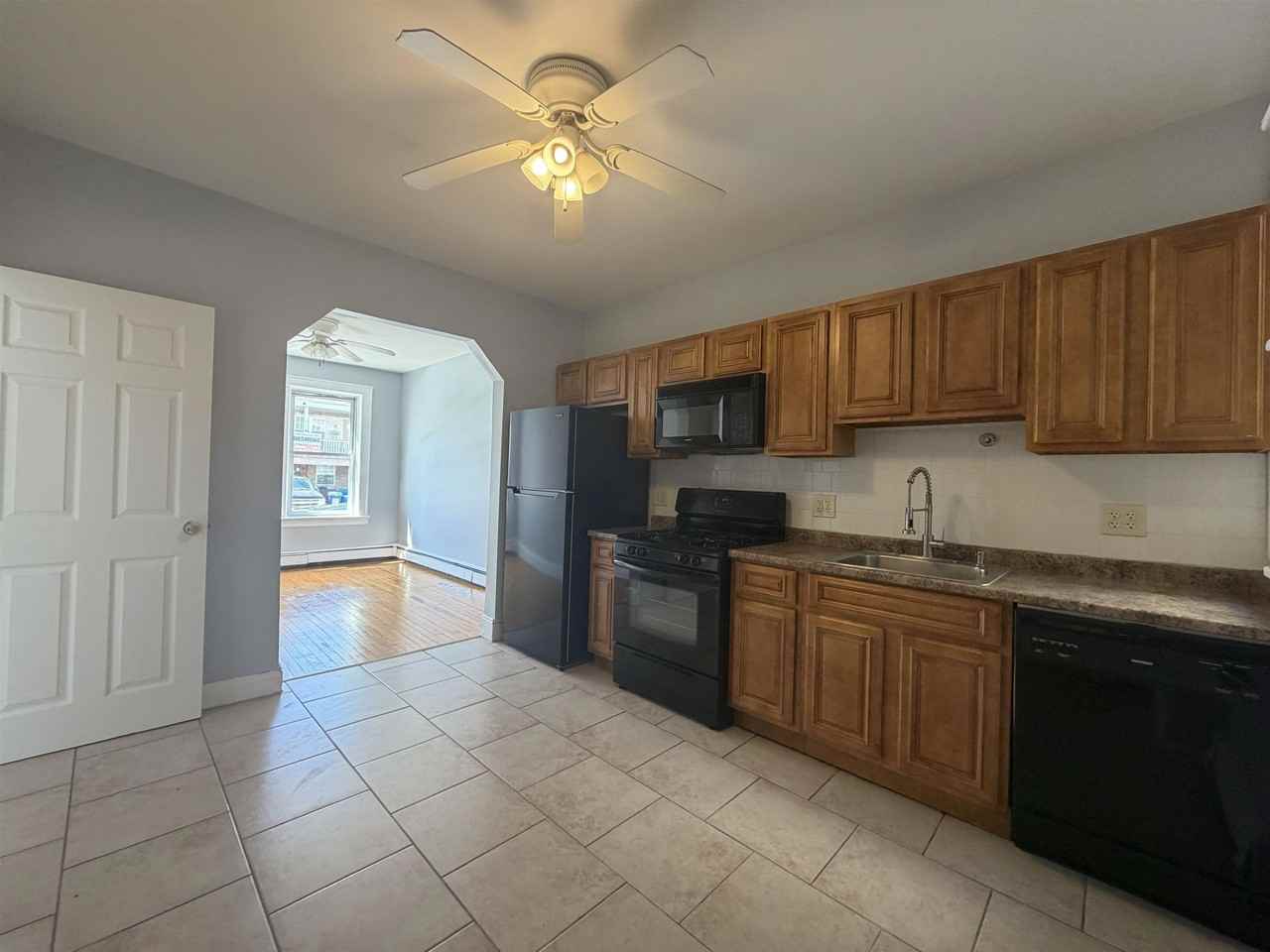 260 Prospect Ave #1F - Photo 6 of 10