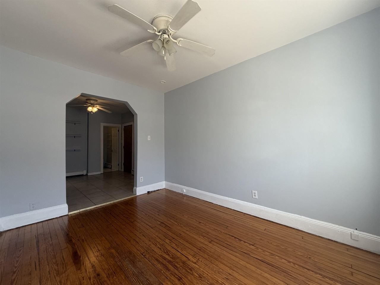 260 Prospect Ave #1F - Photo 7 of 10