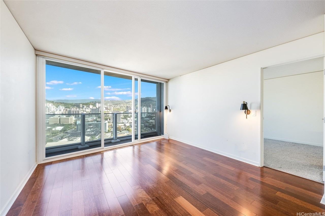 1296 Kapiolani Blvd #2309 - Photo 6 of 22