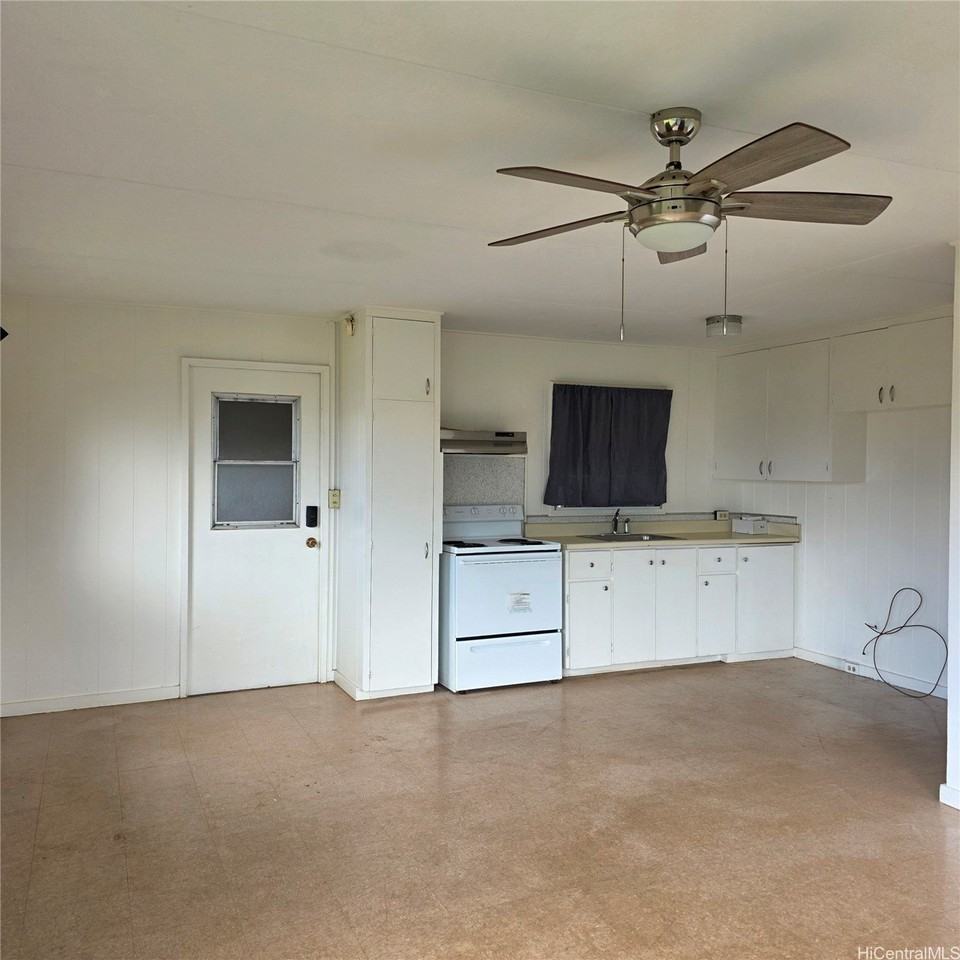 199 California Ave - Photo 5 of 16