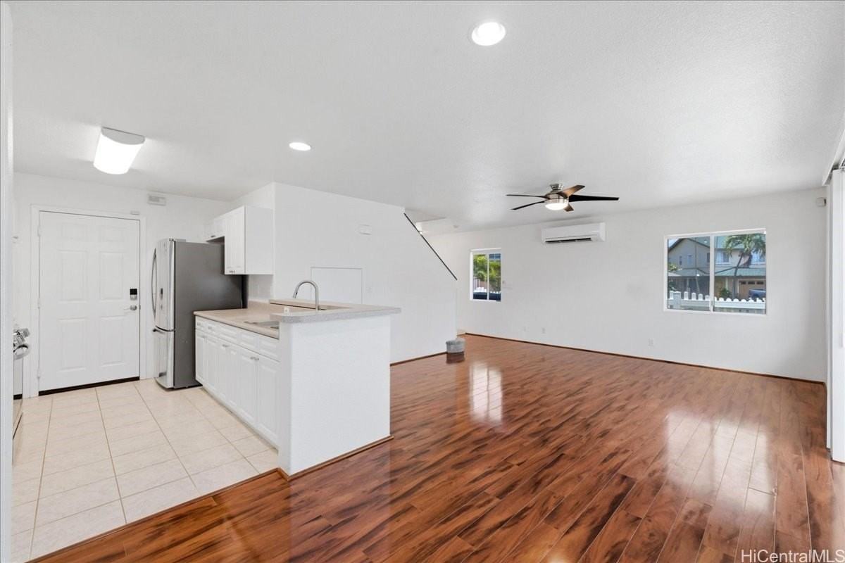 94-1071 Kanawao St - Photo 2 of 17
