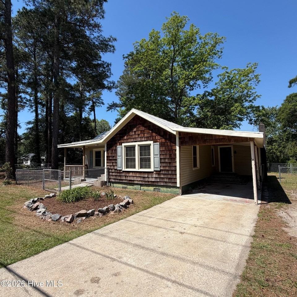 6164 N Highland Blvd - Photo 2 of 19