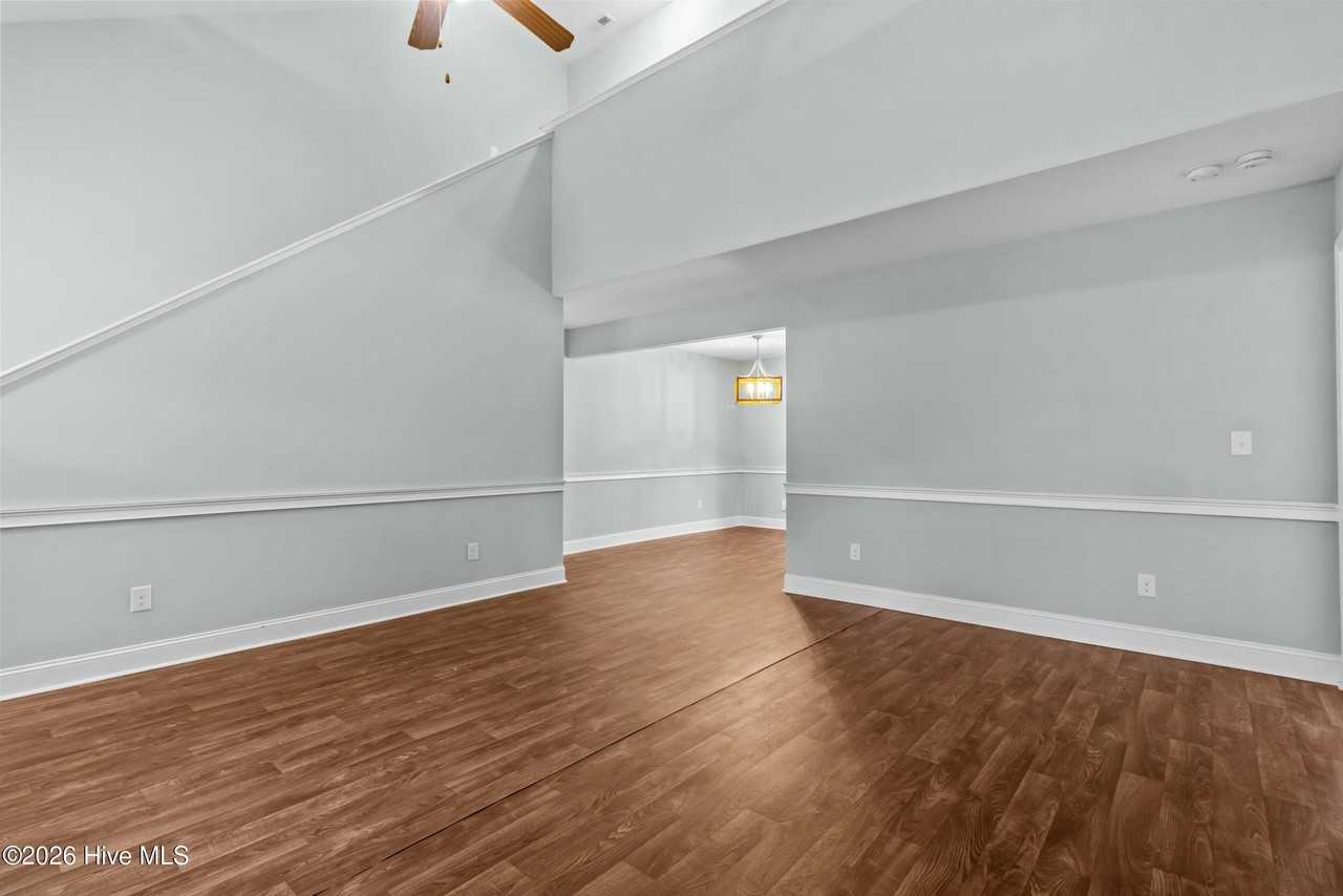 100 Catfish Ct - Photo 4 of 29