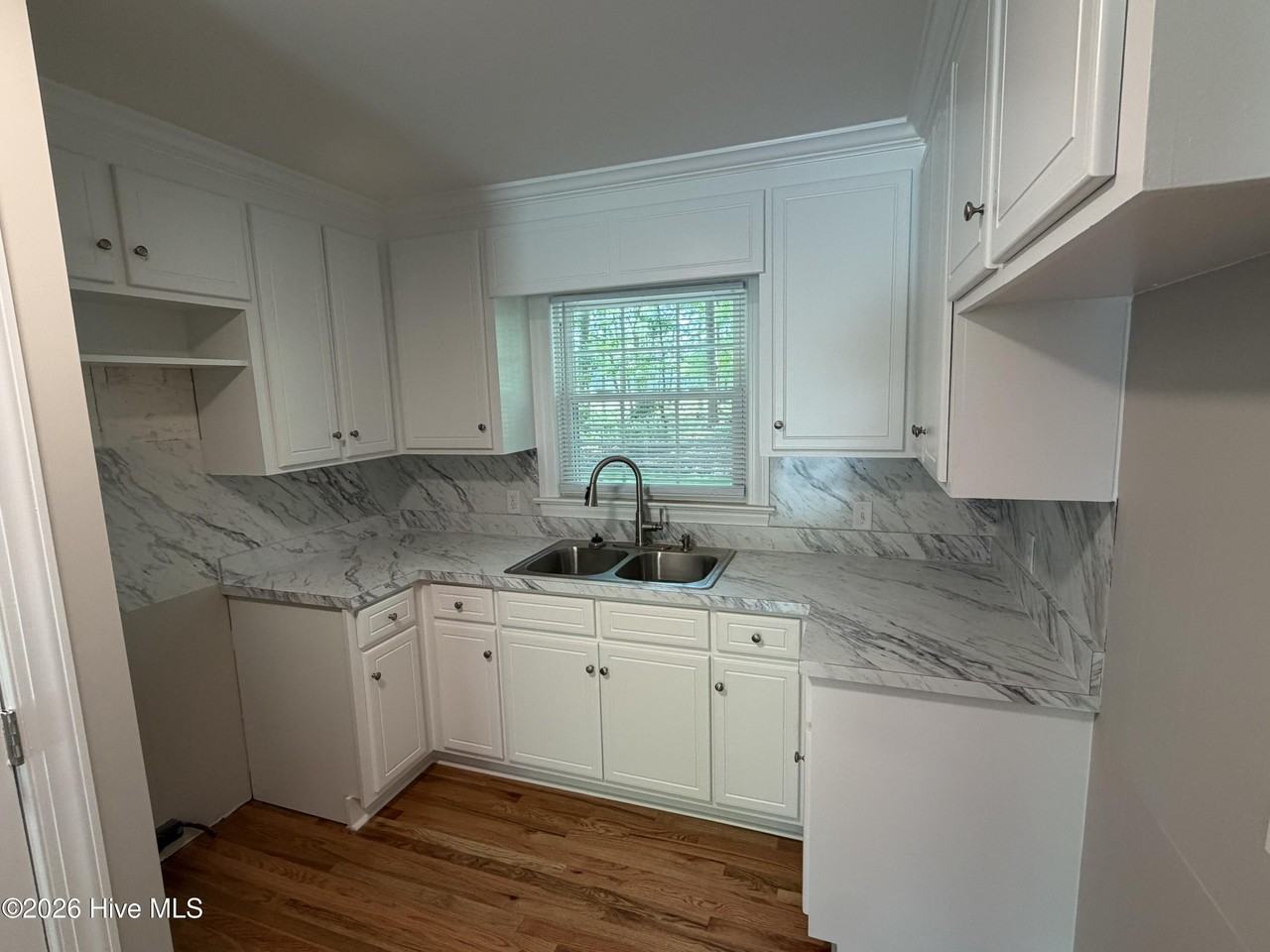 2505 Winstead Rd - Photo 5 of 9